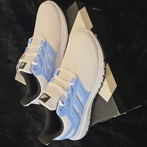 Adidas Women's ULTIMASHOW